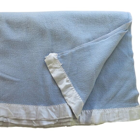 Vintage Blue Twin Acrylic Thermal Blanket Satin Trim 68 x 86 Made in USA - Picture 1 of 7